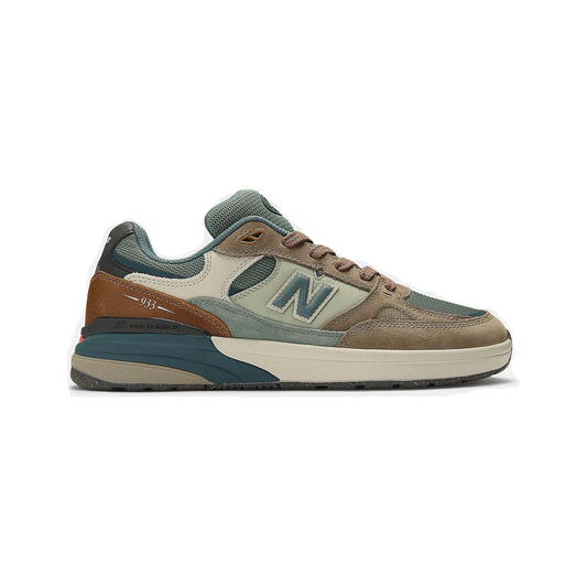 New Balance Numeric - Andrew Reynolds 933 Shoes - Mushroom/New Spruce