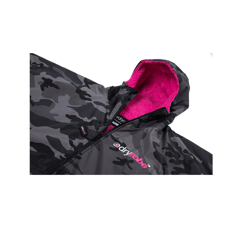 Dryrobe - Advanced Long Sleeve V3 - Black Camo/Pink