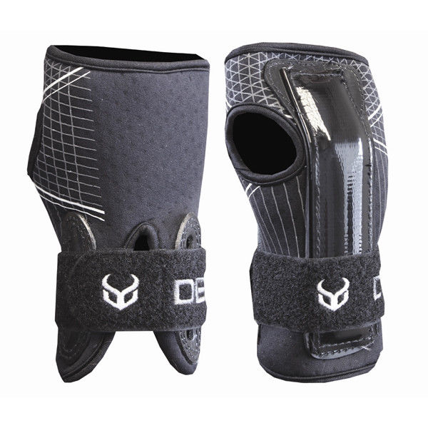 Demon - Ski/Snowboard Wrist Guards V2 - Black Snow/Protection-Magic Toast